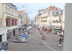 Appartement à louer 2 pièces 65.33 m² - Saint-Quentin (02) - 540€