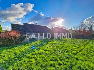 Maison plain-pied indiv. // 3 chambres // 80m² // Garage // terrain de 579m²