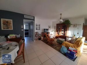 Appartement à louer 3 pièces 70.36 m² - Nîmes (30) - 869€