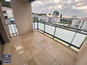 Appartement à louer 2 pièces 41.6 m² - Ollioules (83) - 787€