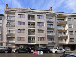 APPARTEMENT MET 3 SLAAPKAMERS  TERRAS EN MOGELIJKHEID TOT AANKOOP GARAGE