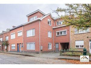 Opbrengsteigendom op topligging te Oostakker  grens Gent