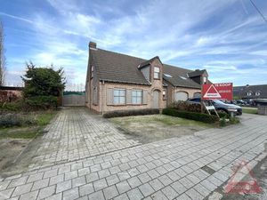 Moorslede - Halfopen bebouwing met tuin  garage en 3 slaapkamers