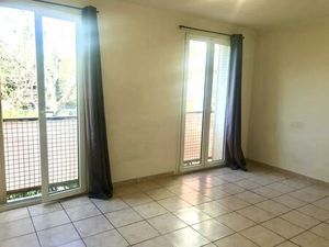 Location appartement 4 pièces 60 m² à Marseille 9 (13009)