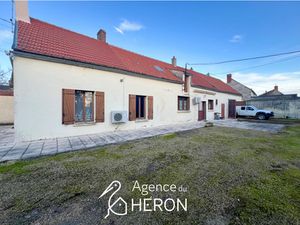MAISON LONGERE 95M² AVEC COUR ET DEPENDANCES