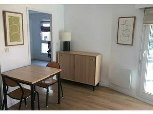 Location appartement 2 pièces 32 m² à Aix-en-Provence (13080)