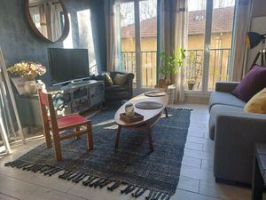 Location appartement 2 pièces 47 m² à Aix-en-Provence (13080)