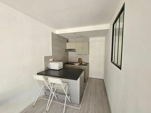 Location appartement 1 pièce 28 m² à Marseille 4 (13004)