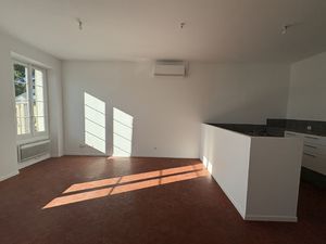 Location Appartement 4 pièces 93m² MARSEILLE 12ème