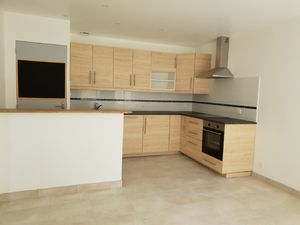 Location Maison 3 pièces 71m² CHATELLERAULT 86100