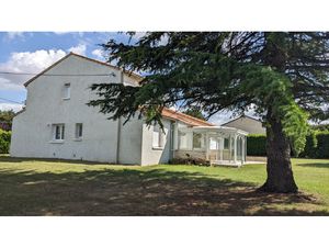 Location Maison 6 pièces 152m² FORS 79230