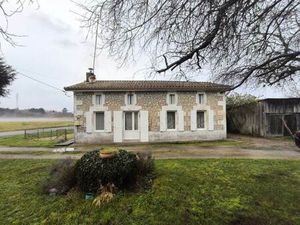 Vente maison 4 pièces 77 m² Clérac (17270)