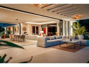 Villa de luxe avec Vue sur mer à vendre à Sainte-Maxime : 6 900 000€ | 395m²