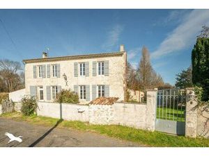 Vente maison 6 pièces 201 m² Thaims (17120)