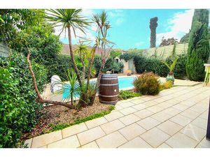 Vente maison 4 pièces  107.00m²  Bègles