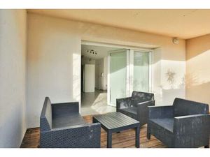 T2 lumineux avec grande terrasse sud  parking et cellier