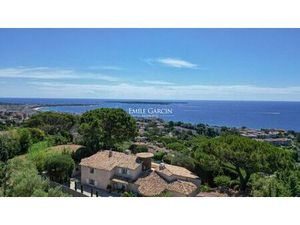 Maison de 8 pièces de luxe en location à Cannes  France