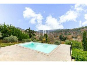 Ensemble de 2 villas avec piscines à vendre dans le Luberon