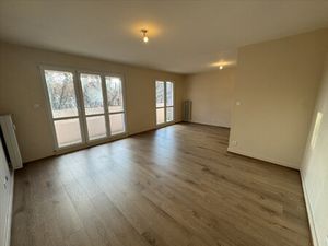 Location Appartement 5 pièces 98m²