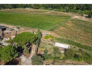A Vendre Ancien Moulin Du XIXe A Renover Piscine A Menerbes Luberon Provence