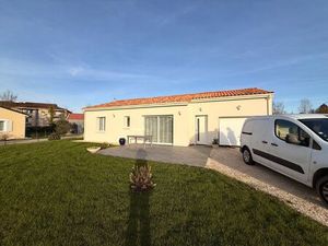 Vente maison 4 pièces 84 m² Saint-Pierre-de-Chignac (24330)