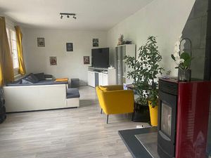 Très belle maison avec 4 chambres  un garage et terrain sur Saint Hostien