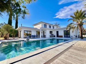 Villa de 6 pièces de luxe en vente Saint-Aygulf  France