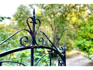 Proche  une demeure unique aux portes des Alpilles