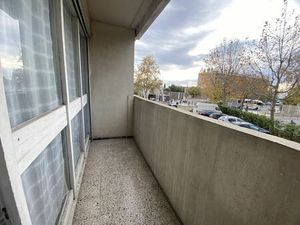 Location appartement 1 pièce 18 m² à Aix-en-Provence (13090)
