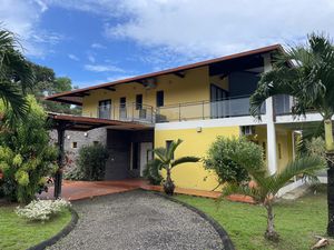 Location Maison 6 pièces 282m² MONTSINERY TONNEGRANDE 97356