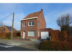 Huis te koop in Heestert met 3 slaapkamers