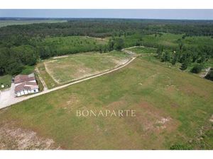 Propriété de 5 6 hectares à vocations multiples à seulement 20 minutes des plages et 45...