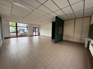 Location Local commercial 68m² ST LANGIS LES MORTAGNE 61400