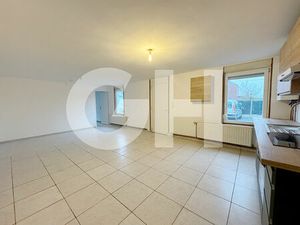 Appartement de Plain-pied avec parking F2 (53 m²) à louer à JEUMONT
