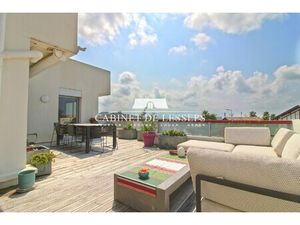 T3 bis avec cave et garage