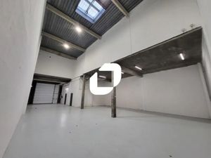 A LOUER  PROXIMITE SECTEUR LES PRES