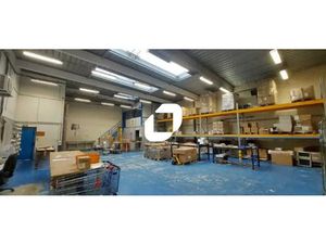 A LOUER  Proximité de la L14