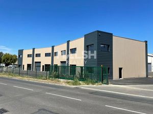Locaux d'activités neufs à TREVOUX - A LOUER - 714 m² divisibles à partir de 208 m²