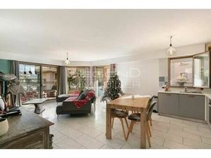 Appartement de 2 chambres de luxe en location à Cap-d'Ail  France