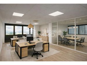 Bureau 36 m² - Secteur Massy - Climatisation - 410 euros HT HC - 3 MOIS DE LOYER HC HT OFF