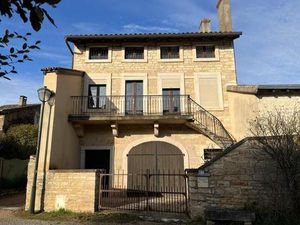 Maison Bourguignonne Avec Piscine A L'arriere