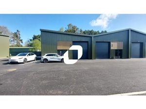 A LOUER  LOCAL D'ACTIVITES PROCHE AXE NANTES-ST NAZAIRE