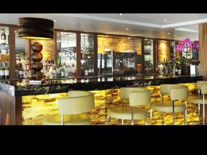 Vente Bureaux et commerces à Cesson-Sévigné (35510) : à vendre / 120m² Cesson-Sévigné