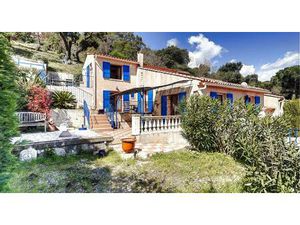 Maison avec jardin et garage