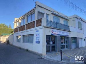 Location Bureaux et commerces à Martigues (13500) : à louer / 100m² Martigues