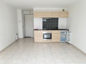 Annonce location appartement 1 pièce de 30m2 à La roche sur yon (85000) - ParuVendu.fr ref