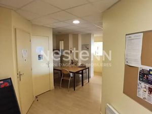 A louer bureaux Plescop 178 m2