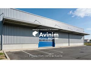 Entrepôt de 449 m2 Atelier + bureau au THILLAY