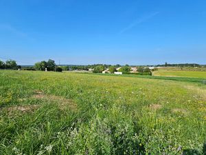Terrain 0 pièces 1267 m² à vendre / acheter la couronne 16400 ? | ERA Immobilier