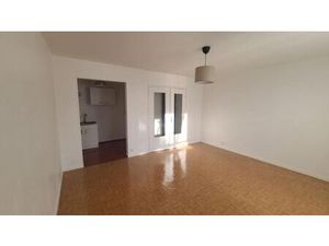 Location appartement 2 pièces 47 m² à Reims (51100)